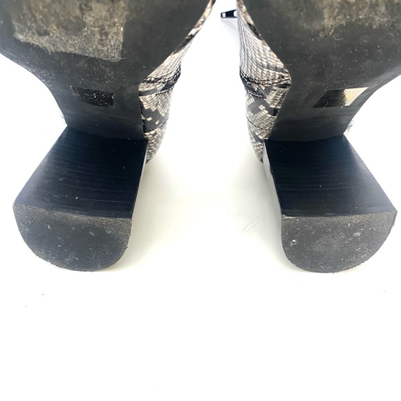 Jeffrey Campbell Women’s Snake Print Raven Pointed Toe Ankle Boots - Picture 12 of 16